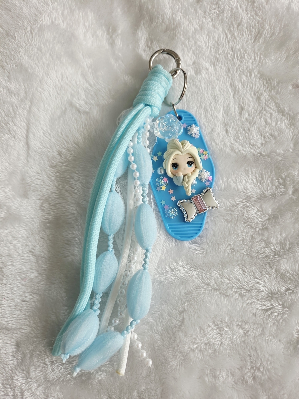 Disney Frozen-Inspired Blue Tassel Keychain Beautiful Junk Keychain Bag Charm
